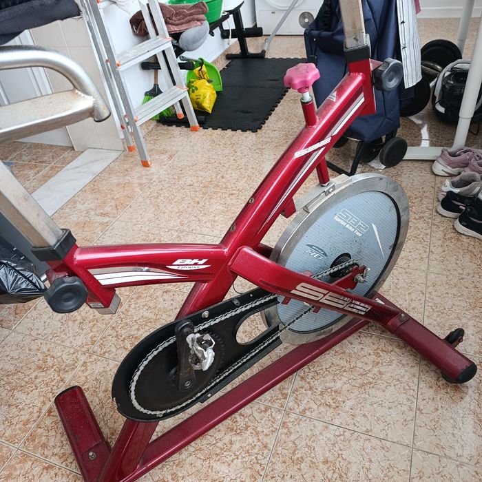 Indoor Ergometer Bicycle469906788880885761