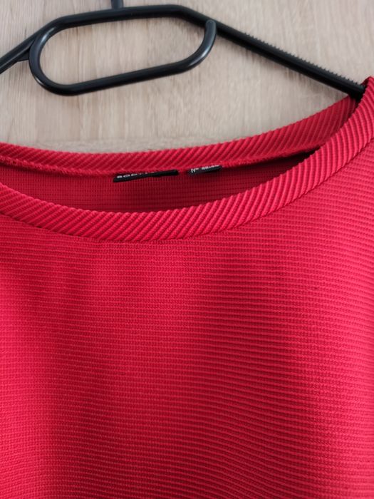 Czerwona sukienka oversize na różne okazje