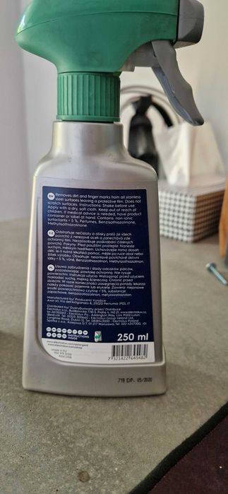 Electrolux - Preparat do czyszczenia stali nierdzewnej spray 250ml