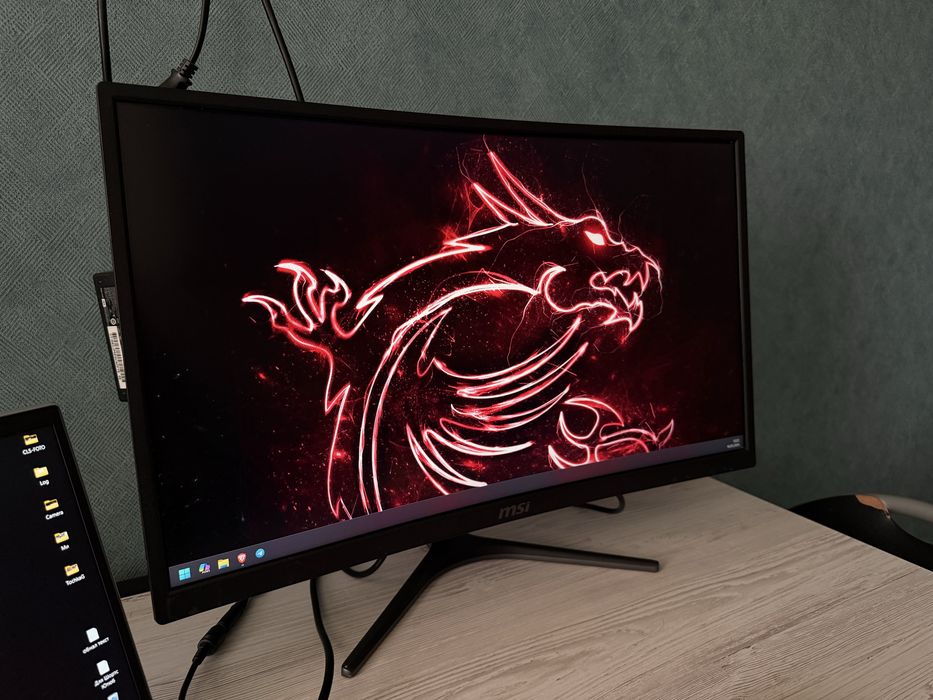 Монітор curved banan   MSI 24 IPS  VA LED 75 Hz HDMI VGA