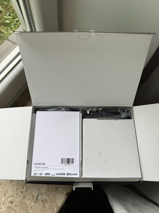 NOWY Fujifilm X-T5 z ob. 16-50mm (srebrny)