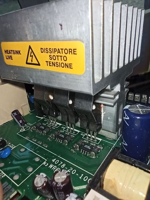 Ремонт холодильников (морозильных камер)