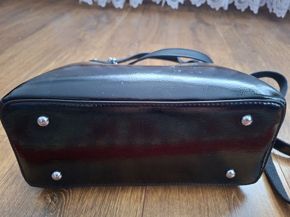 Сумка лакова чорна нова