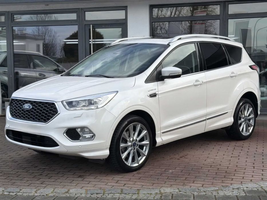 Ford Kuga      2018