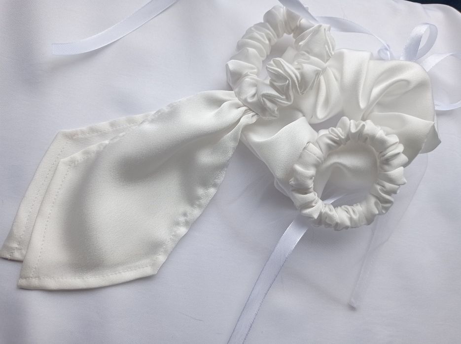 Резинки для волосся