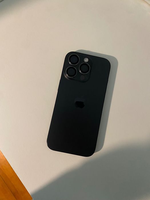 iPhone 16 Pro 128GB – Como novo