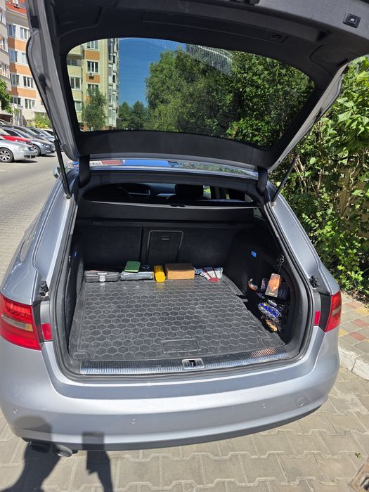 Продам Audi A4B8