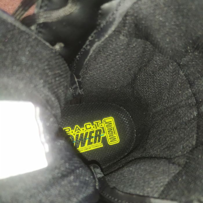 40-44. Професійні тактичні термочеревики Magnum Viper pro 8.0