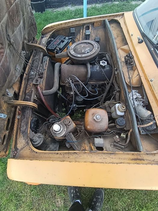 Продам ВАЗ 2103.