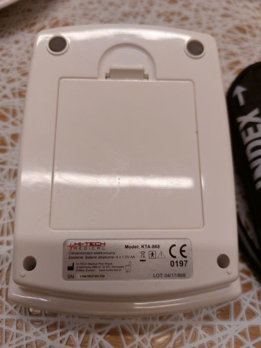 Ciśnieniomierz Hi-Tech KTA-868