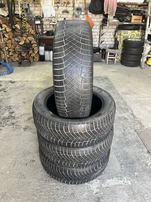 Комплект зимних шин Pirelli