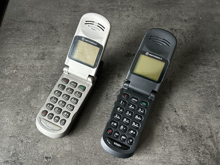 Motorola V998+ | Kultowa klapka | Bez simlocka | Dla kolekcjonera