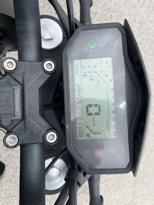 Keeway RKF 125 impecavel