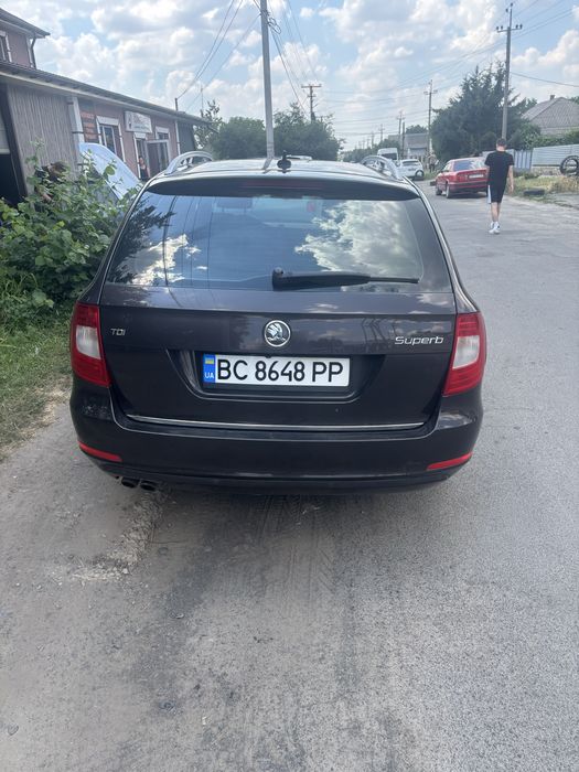 Шкода Super B 2011 1.6 TDI