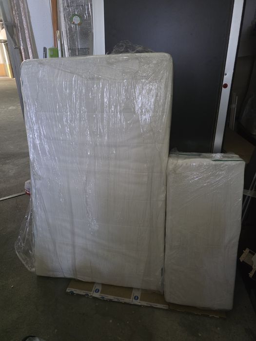 Cama Minnen ikea + estrado + colchão