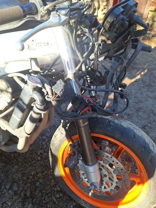 Honda cbr 900rr sc33 silnik skrzynia felga cała na części moduł