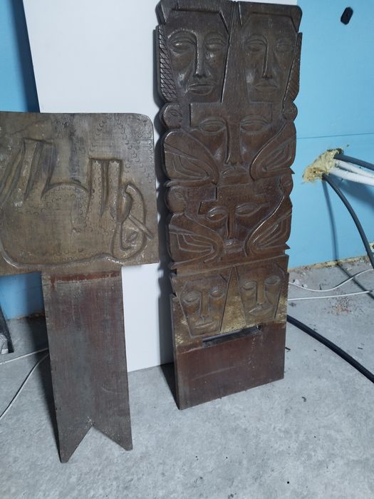 Banco de madeira antigo