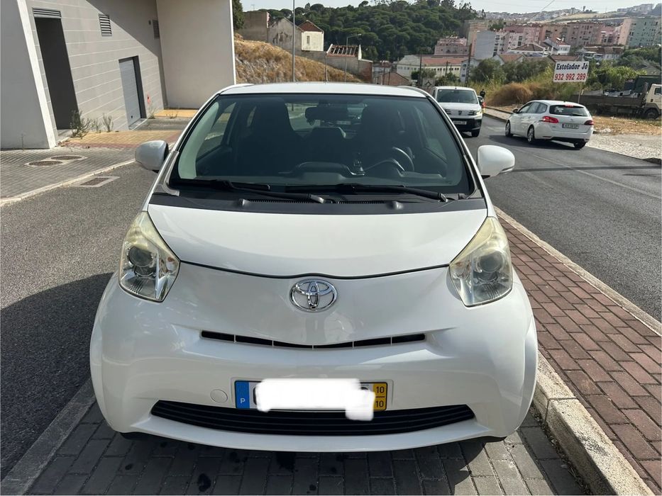 Toyota iQ 1.0 VVT-i Essential+AC