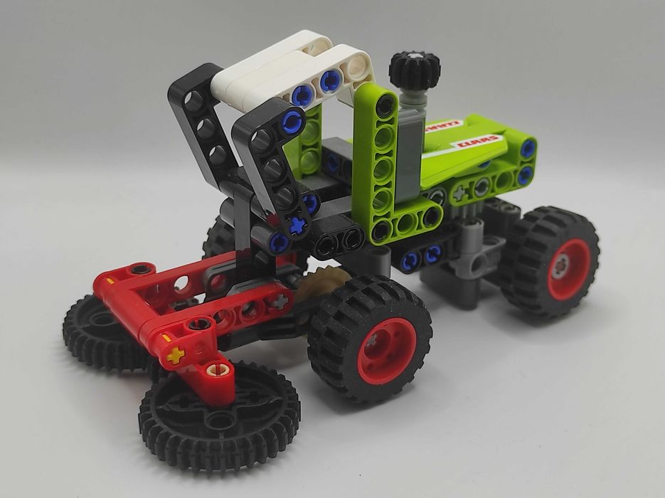 Klocki LEGO Technic 42102 Mini CLAAS XERION + instrukcja #593