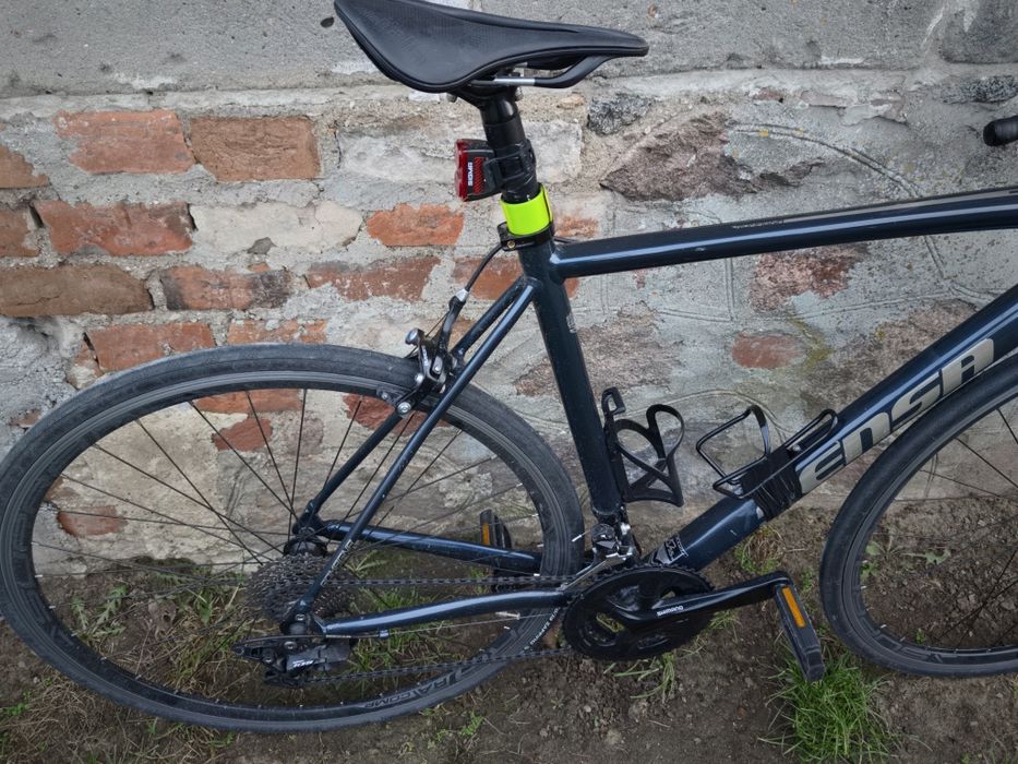 Rower szosowy SENSA Romagna Comp 105 Rozmiar 55 KOMPLET AKCESORIÓW