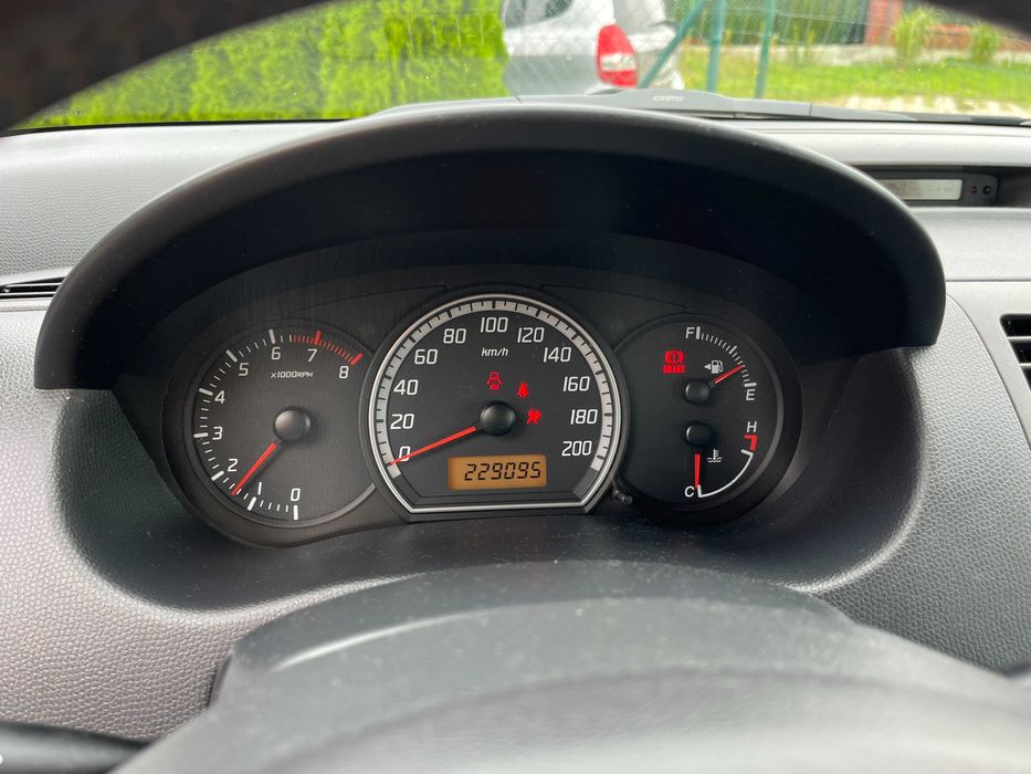 Suzuki swfit 2007r