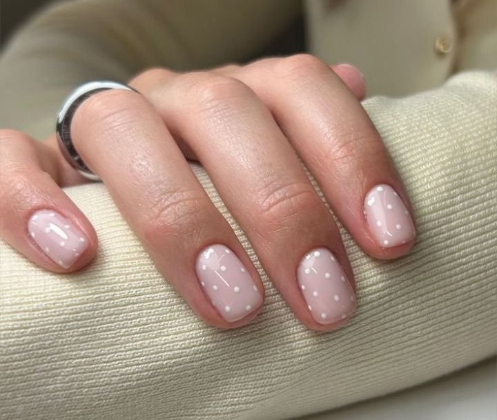 Manicure żelowy/ hybrydowy/ klasyczny