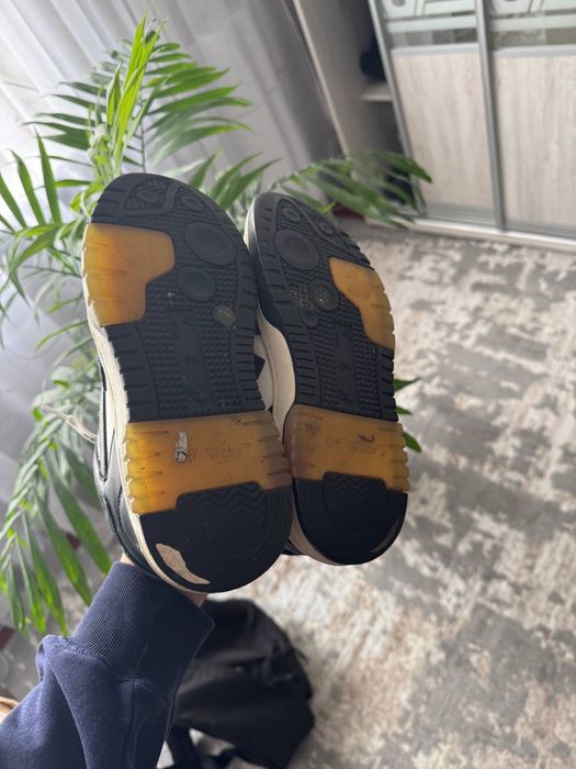 Кросівки off white office