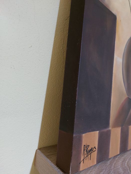 Tela em tons castanhos