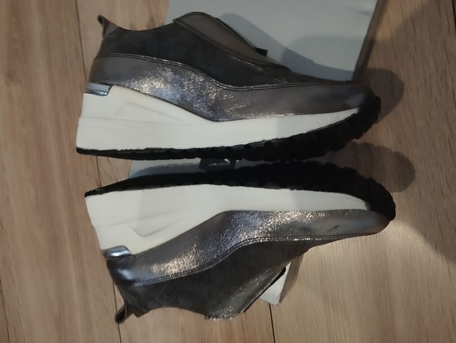 Buty sneakersy Venezia 38