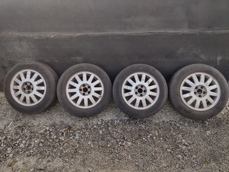 Продам диски 15 с летней резиной