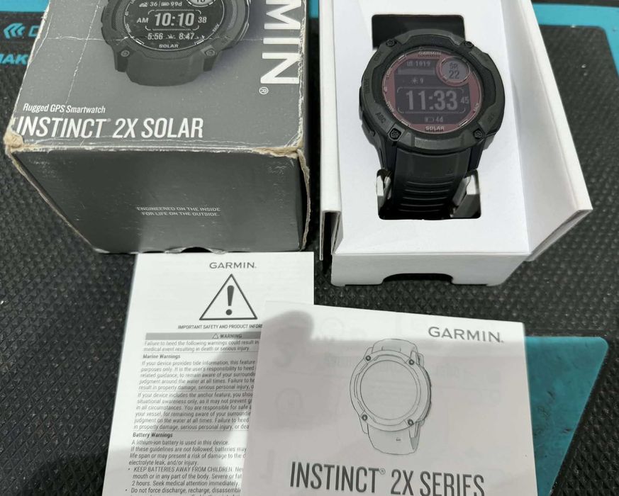 Smartwatch Garmin Instinct 2X Solar komplet