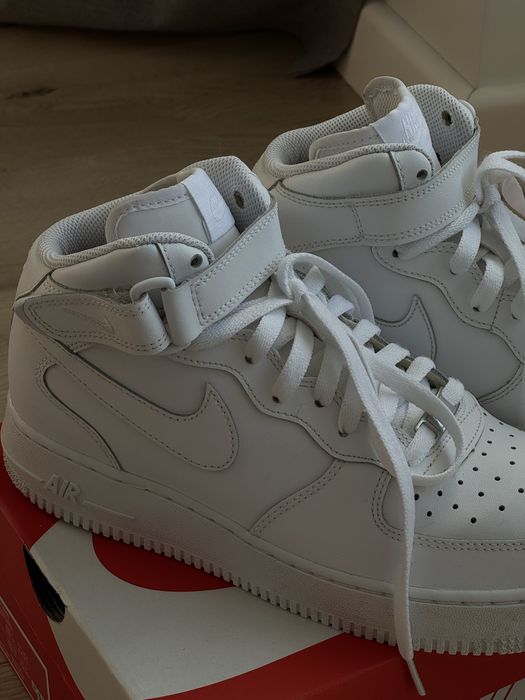 Кросівки жіночі Nike Air Force 1 розмір 39 (24,5 см)