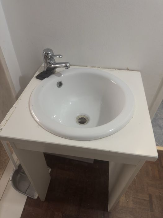 Lavatorio mais torneira marmore