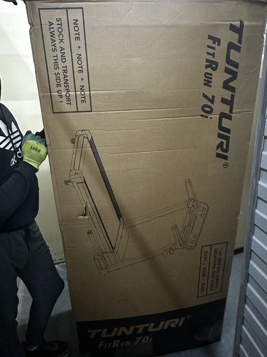 Бігова доріжка Tunturi FitRun 70i