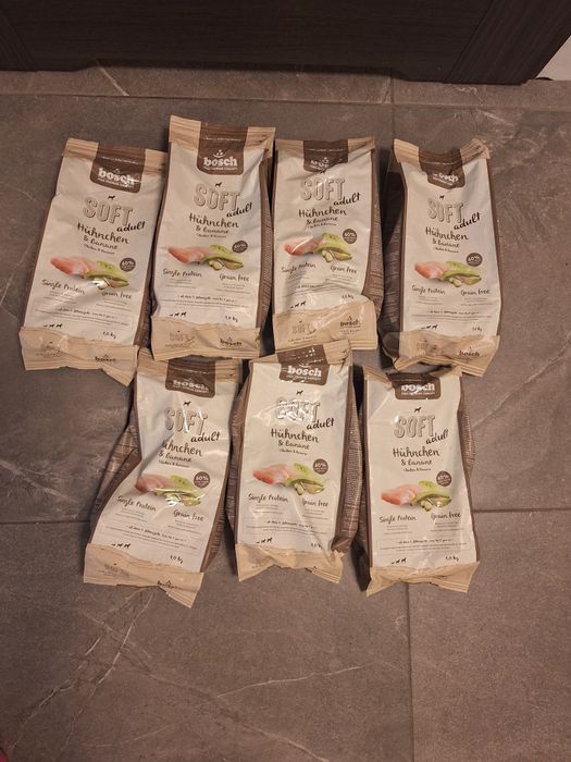 7 x karma sucha Bosch Soft Adult Kurczak Banan 1kg