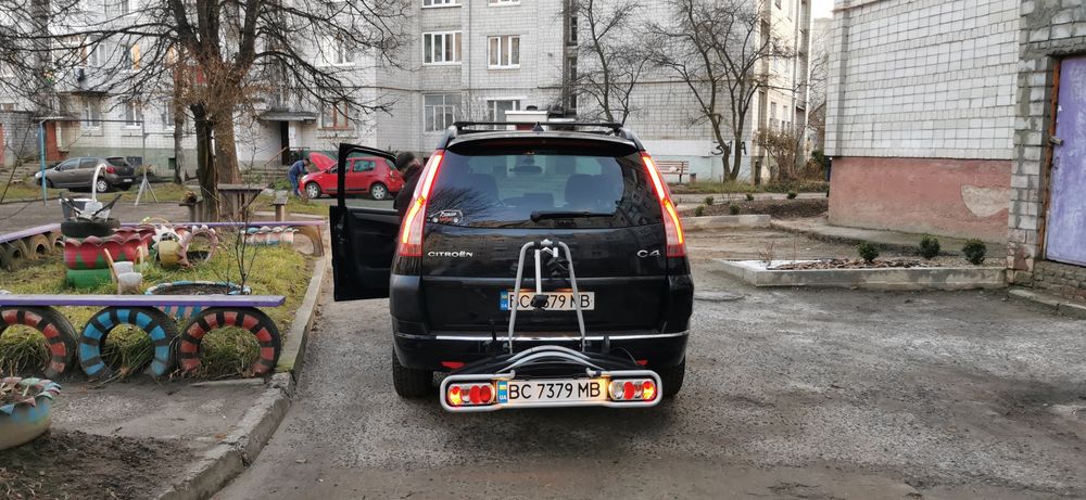 Велобагажник Thule для авто