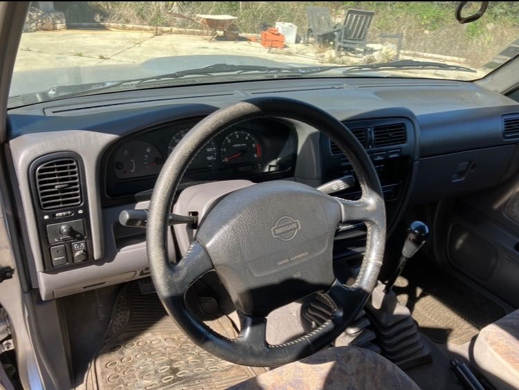 Nissan Navara D22 1999