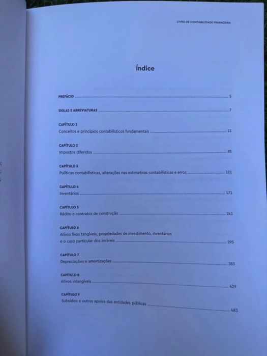 Livro de contabilidade financeira