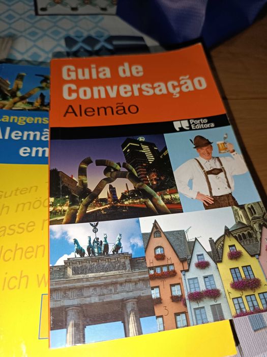 Guia de conversação Alemão Inglês Italiano e Espanhol