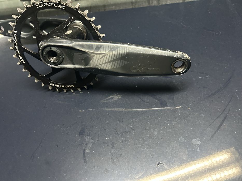 Vendo prato de btt tamanho 36 Leonardi com cranks sram gx 170mm