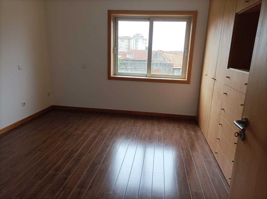 Apartamento T3 como novo - Esmoriz