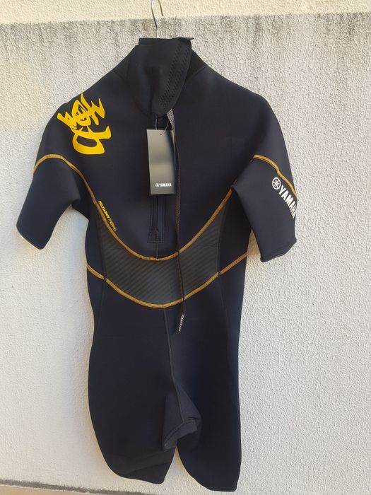 Fato/ short  neoprene Yamaha
