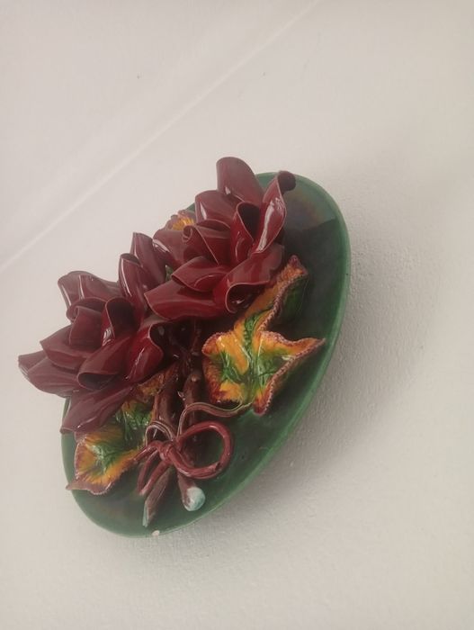 Prato decorativo em porcelena