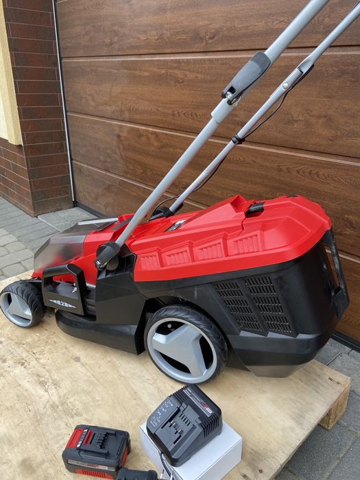 Kosiarka akumulatorowa 36cm aku 2x3ah einhell