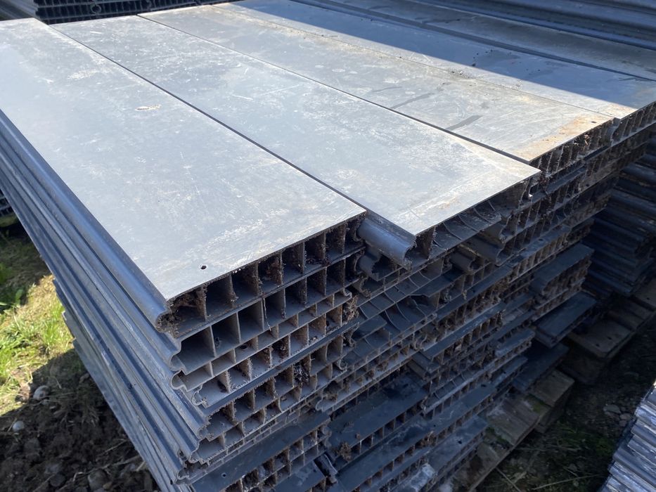 Deska plastikowa - panel wygrodzeniowy - krótkie furtki