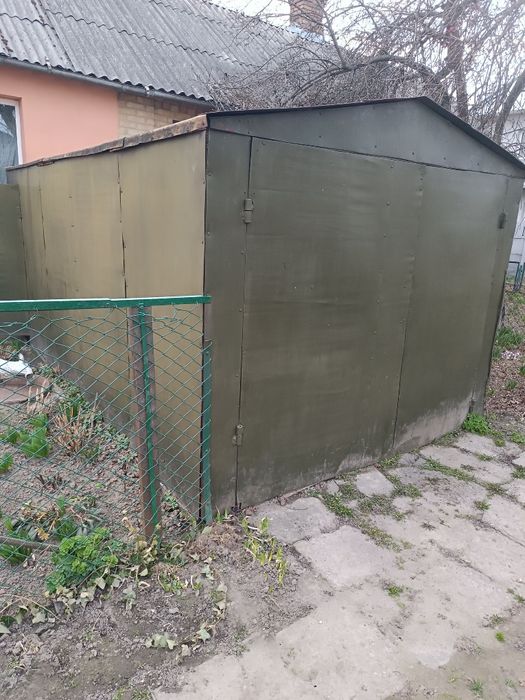 Продам металевий гараж