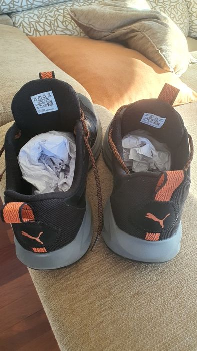 Sapatilhas Puma, como novas. 42