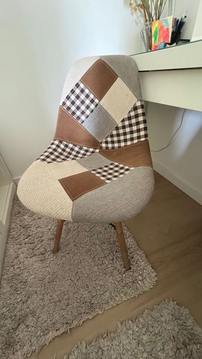 Secretaria mais cadeira