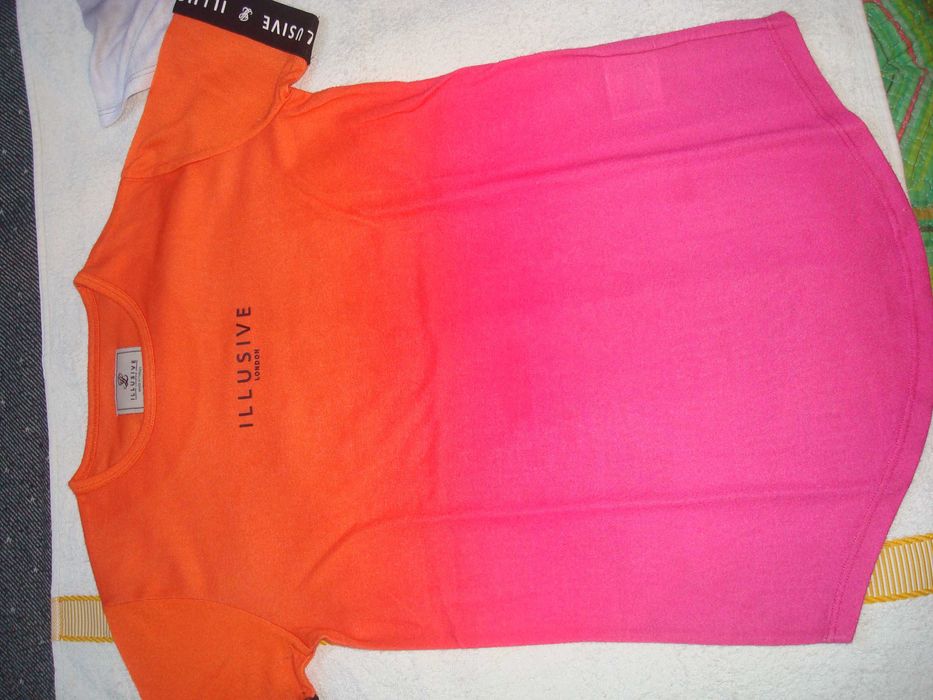 2 T' Shirt ILLUSIVE criança
