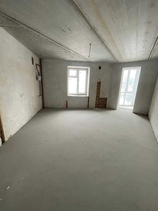 Продаж 1 км квартири на Крушельницькій в центрі у новому будинку